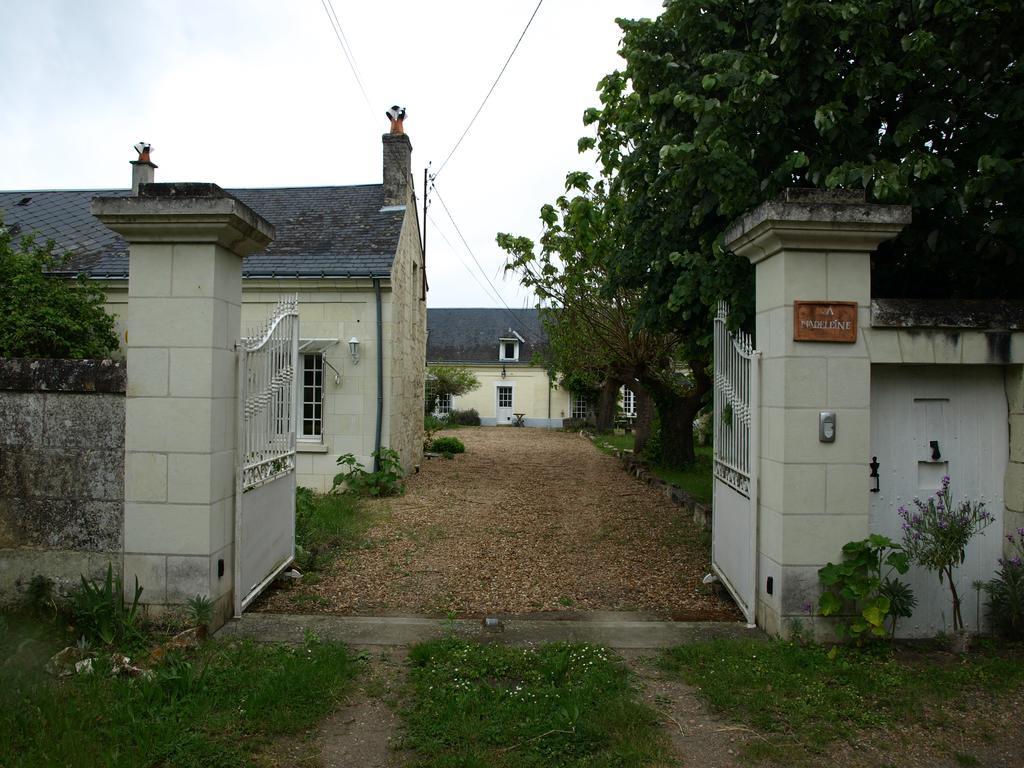 Les Gites De La Madeleine La Chapelle-sur-Loire 外观 照片