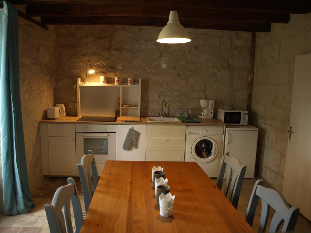 Les Gites De La Madeleine La Chapelle-sur-Loire 客房 照片